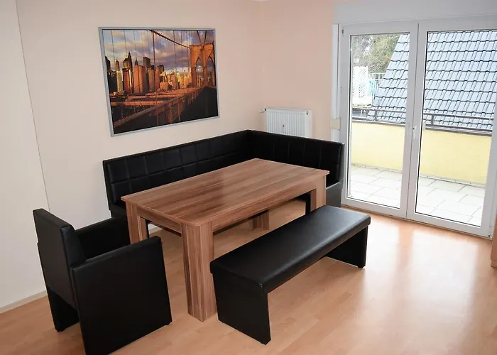 Schlebusch Apartman *